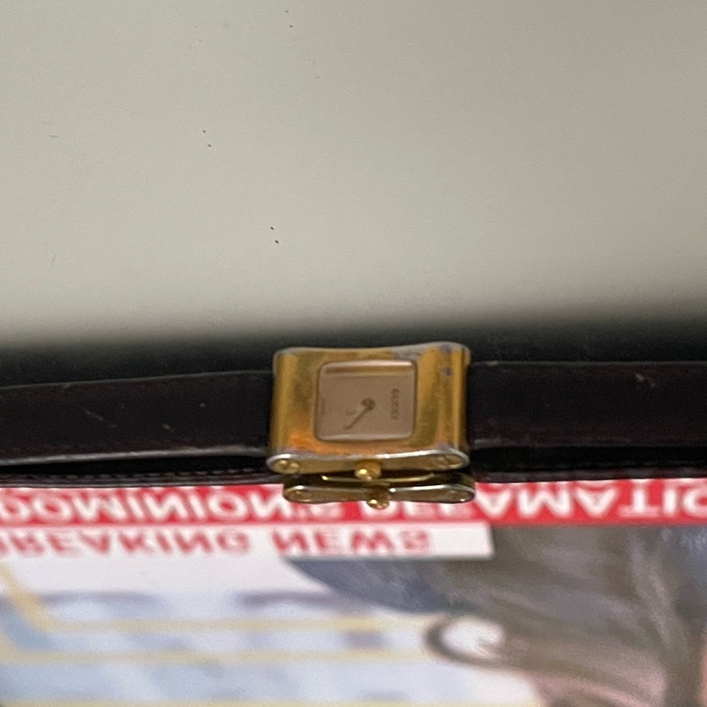 Gucci Watch - Picture 4 of 4